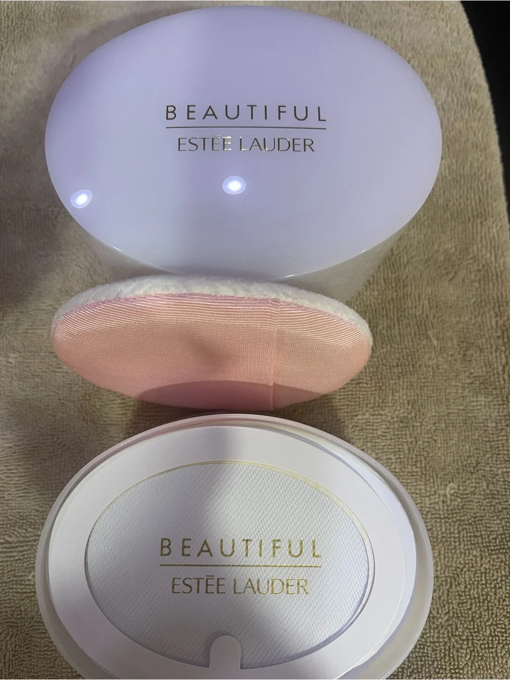Estée Lauder Beautiful Perfumed Body Powder New in Box 6 avail orig $70/$50 firm